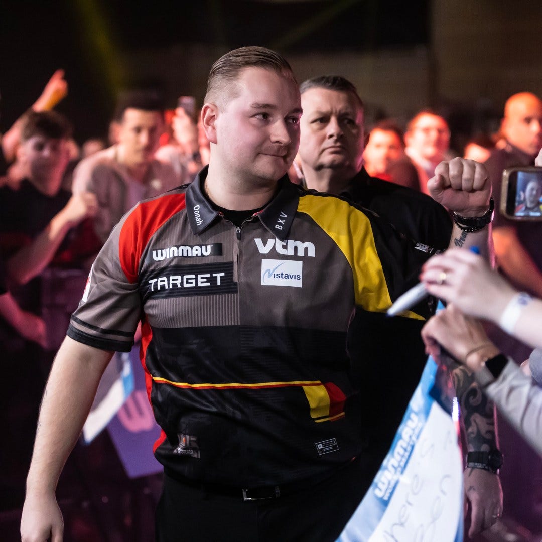 Dimitri Van den Bergh Walking On 