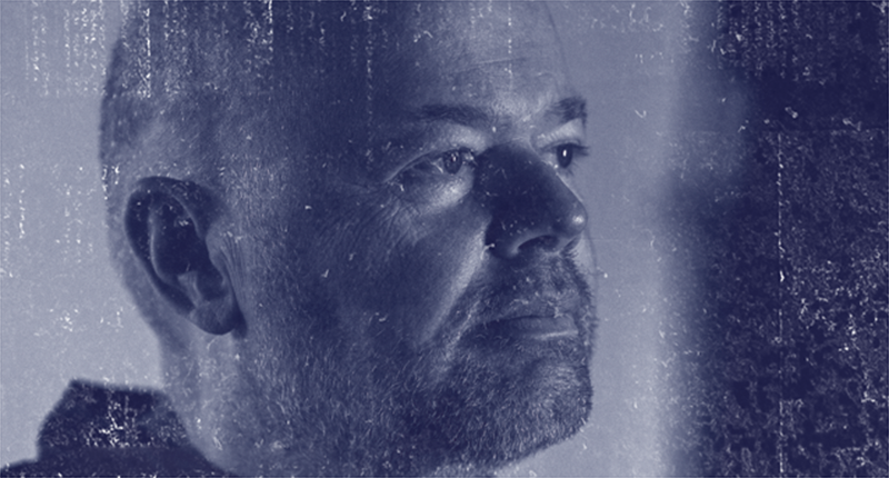 Raymond van Barneveld continues to strive for his sixth World Championship title.